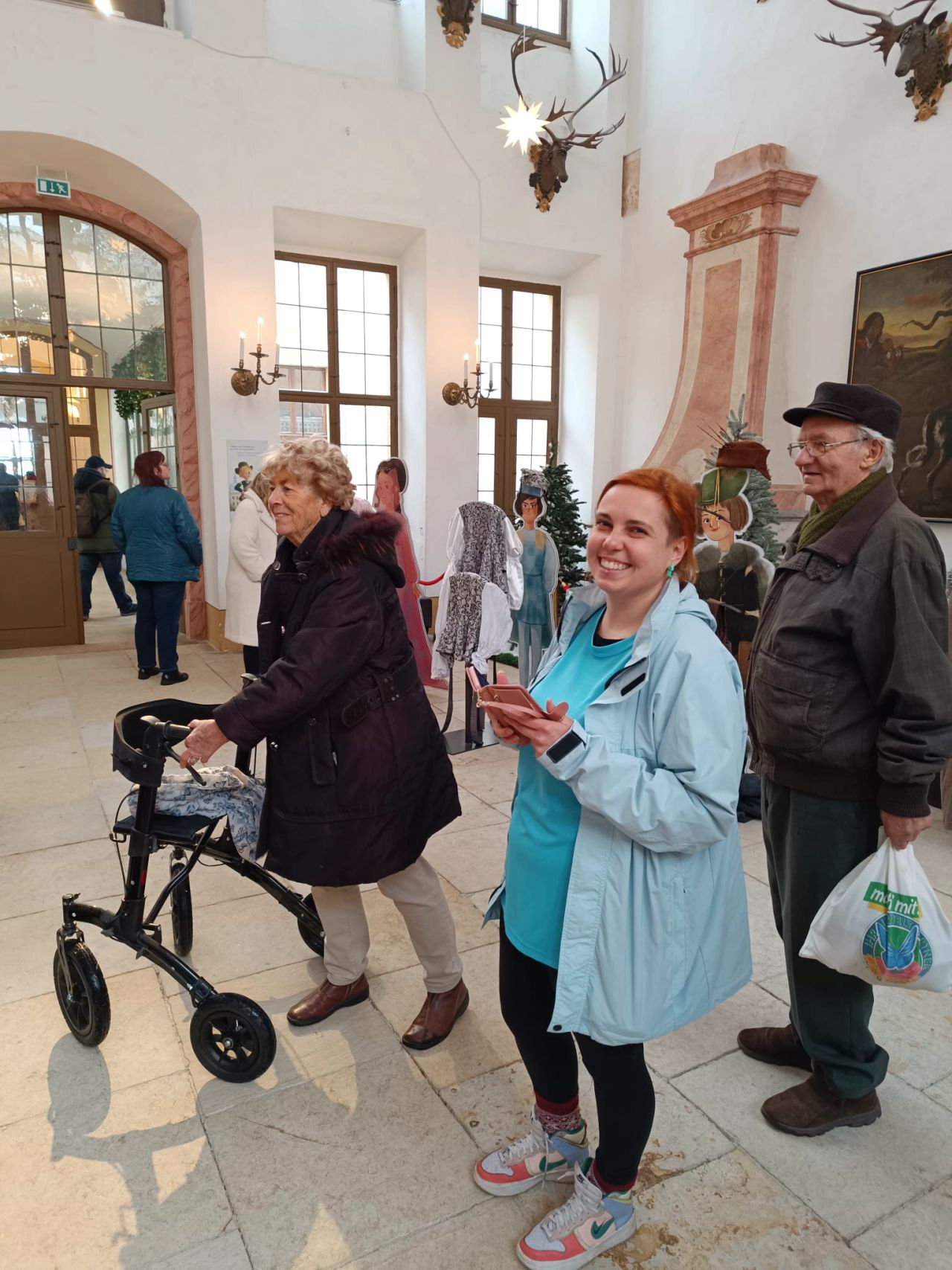 Ausflüge und Veranstaltungen bei Pflegefokus Dresden GmbH Werfen Sie einen Blick auf unsere Ausflüge und Veranstaltungen. Wir freuen uns übere weitere schöne Momente.