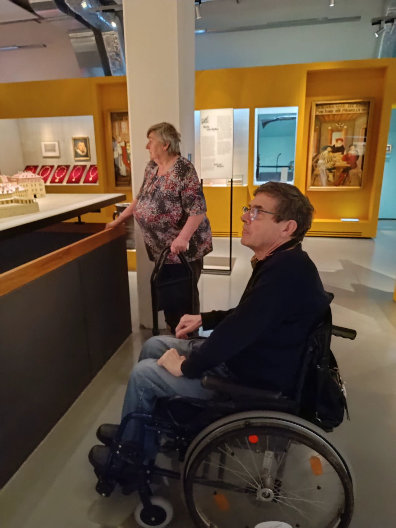 Ausflüge und Veranstaltungen bei Pflegefokus Dresden GmbH Werfen Sie einen Blick auf unsere Ausflüge und Veranstaltungen. Wir freuen uns übere weitere schöne Momente.