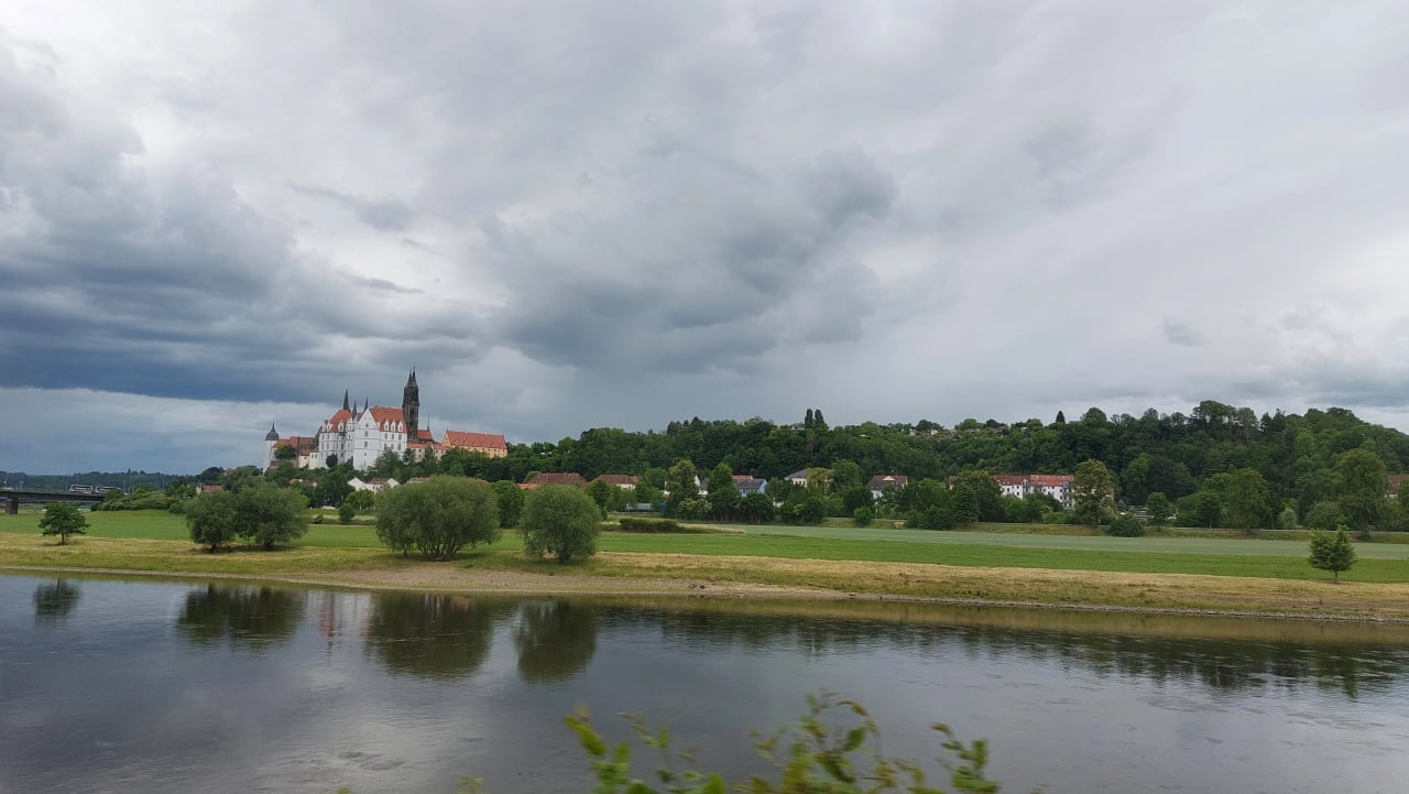 Ausflüge und Veranstaltungen bei Pflegefokus Dresden GmbH Spargelessen Diesbar-Seußlitz