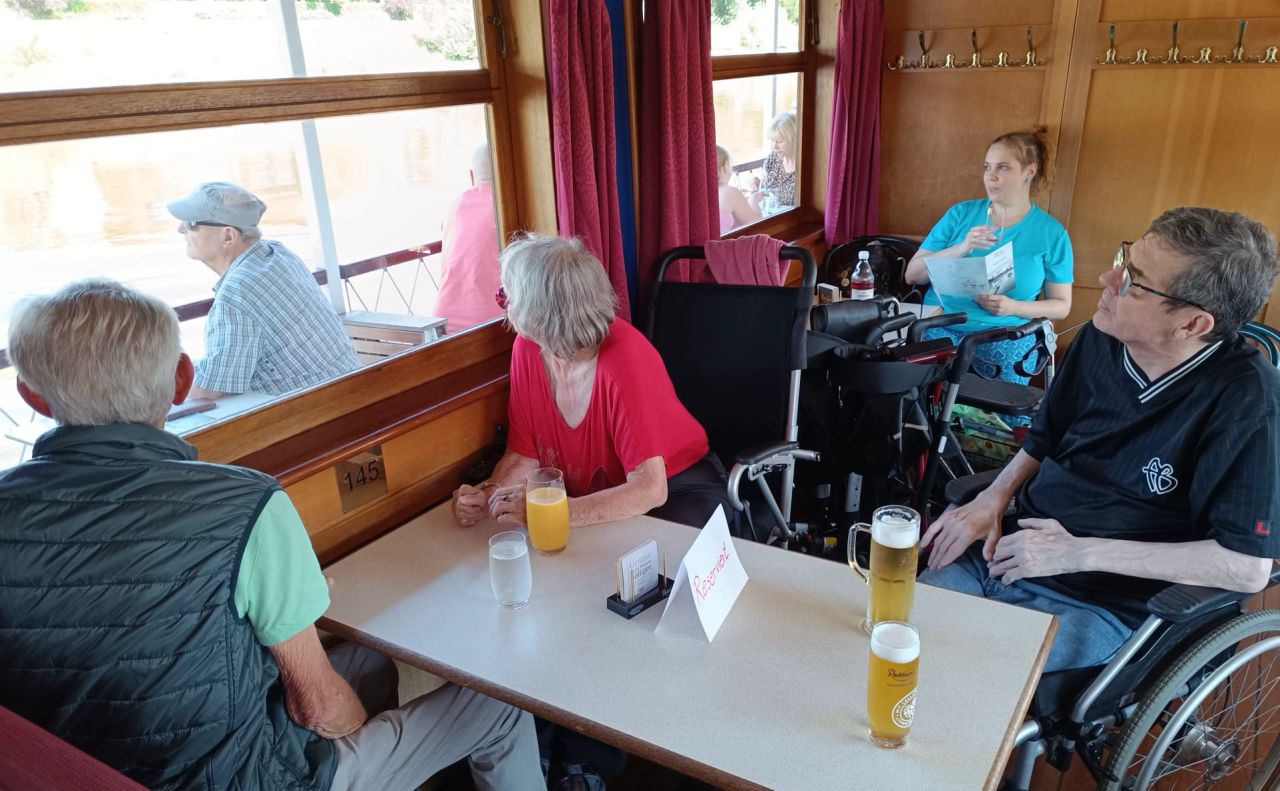 Dampferfahrt auf der Elbe mit Pflegefokus Dresden GmbH